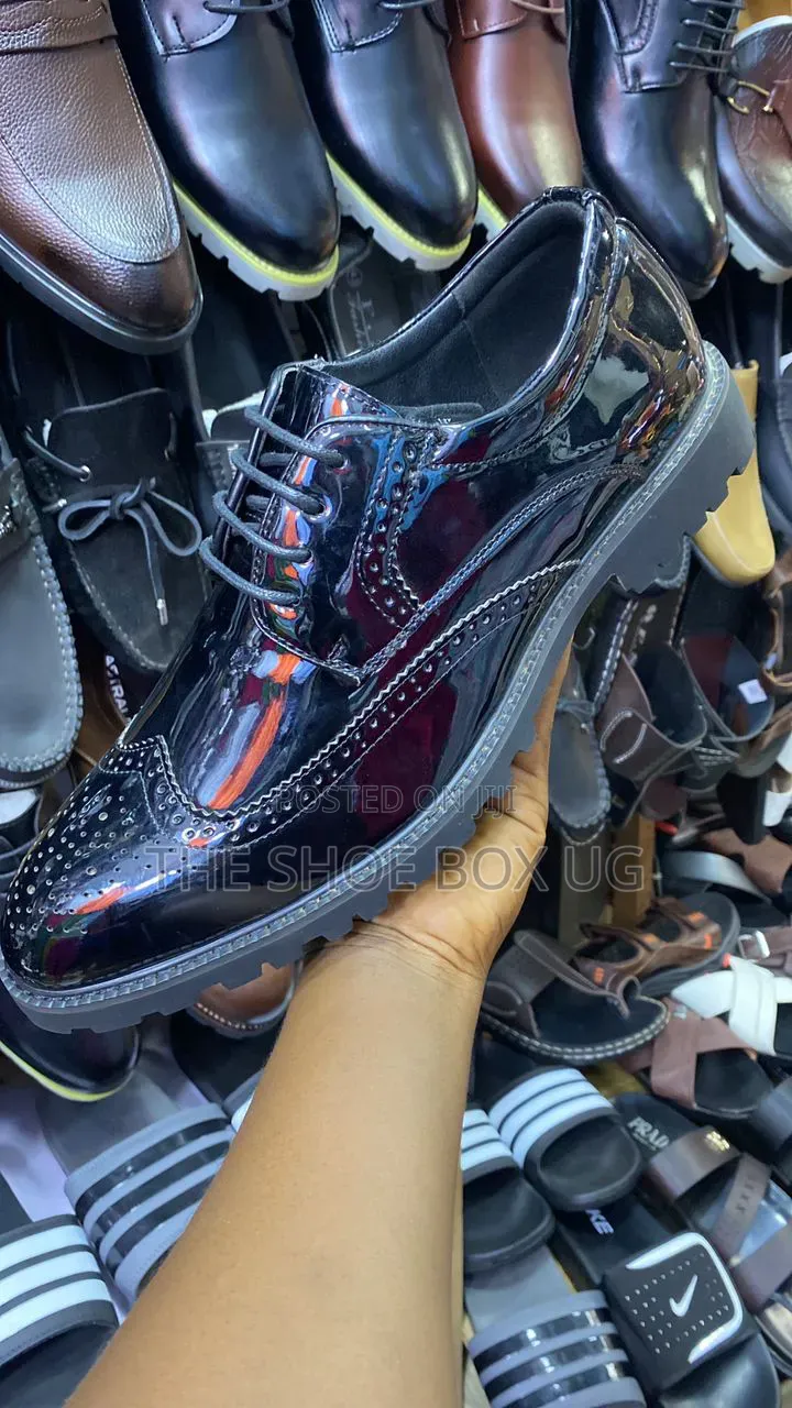 Men's Shiny Shoes