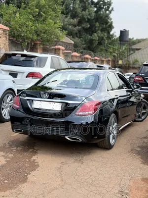 Mercedes-Benz C200 2018 Black