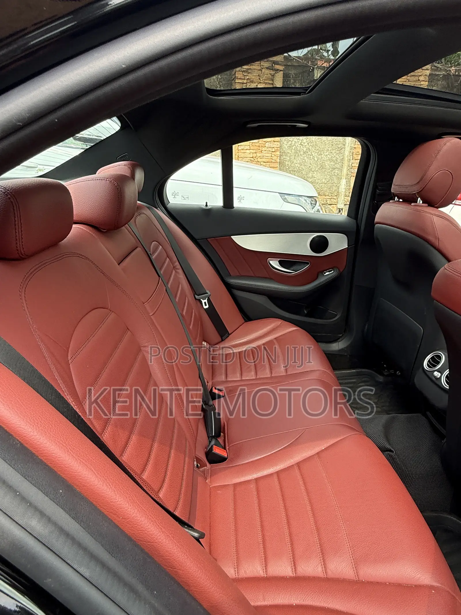 Mercedes-Benz C200 2018 Black