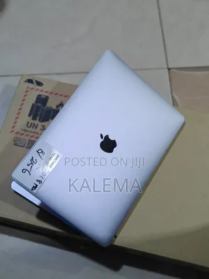Laptop Apple MacBook 2018 8GB Intel Core i5 SSD 256GB