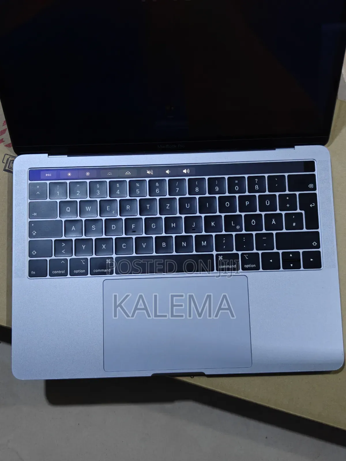 Laptop Apple MacBook 2018 8GB Intel Core i5 SSD 256GB