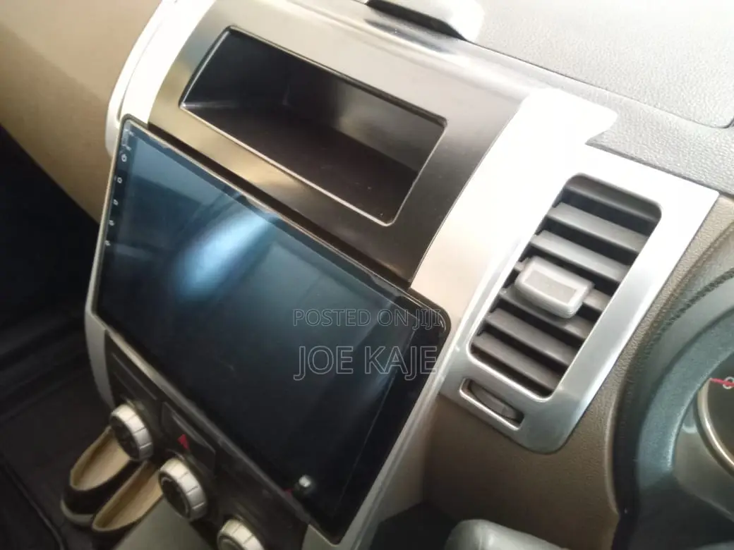 Nissan X-Trail 2.0 Petrol XE 2009 White