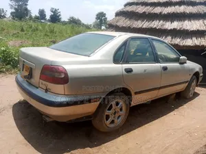 Volvo S40 2001 Gold
