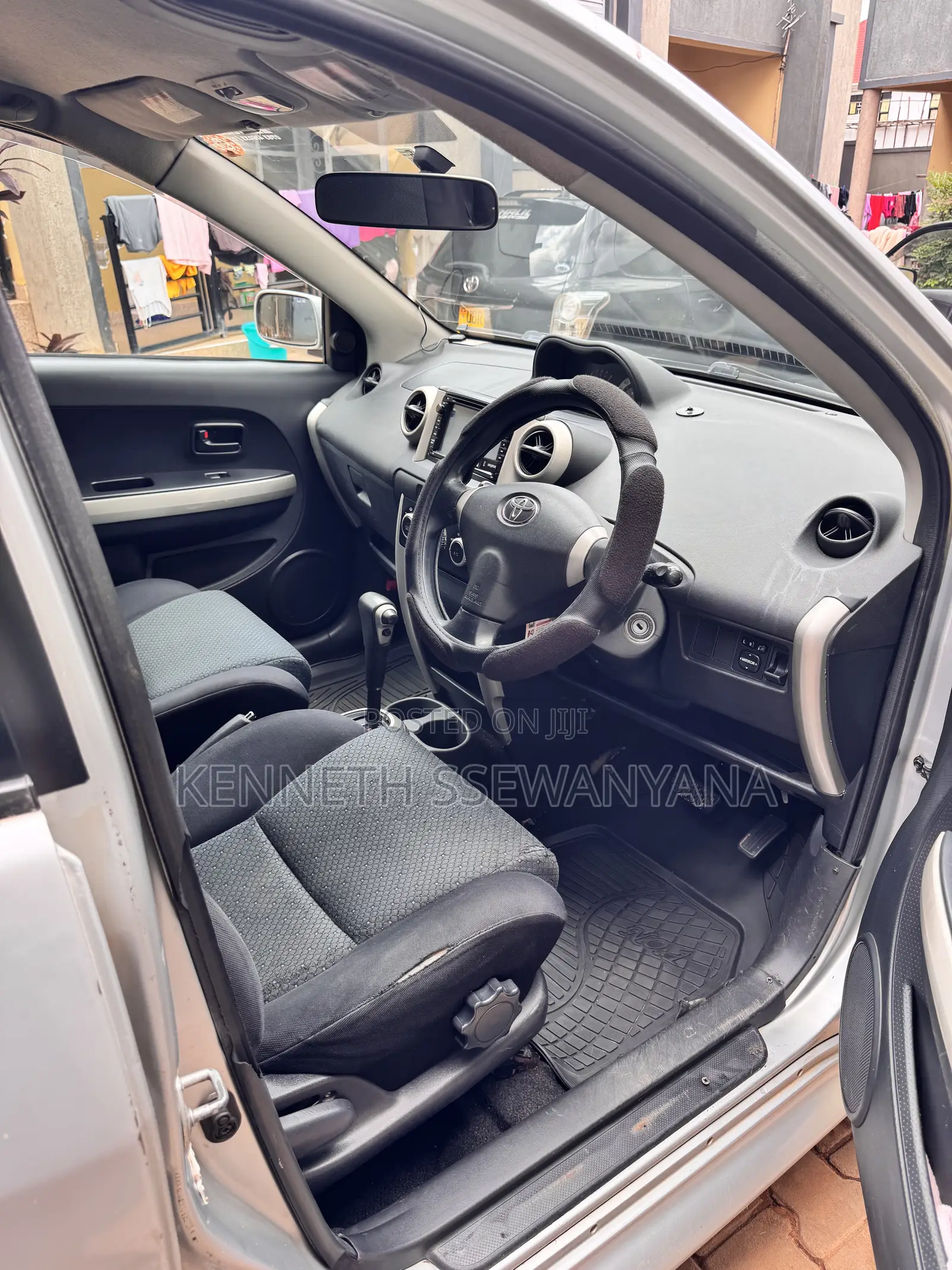 Toyota IST 2006 Silver