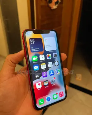 Apple iPhone 11 128 GB Red