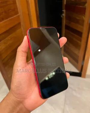 Apple iPhone 11 128 GB Red