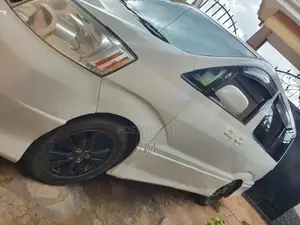Toyota Alphard 2002 White
