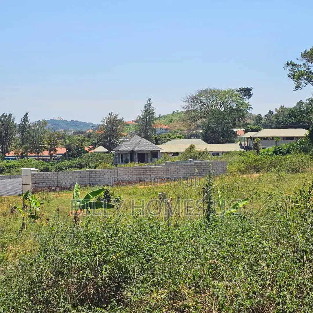 Lakeview Plots for Sale Located in Lutembe-Namulanda