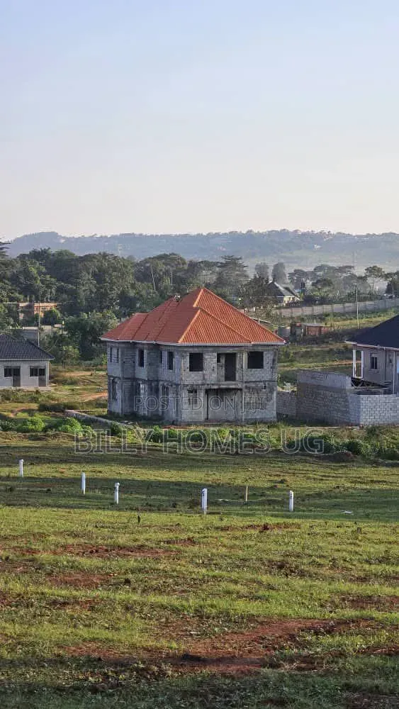 Plots for Sale Located in Kitende-Lumuli