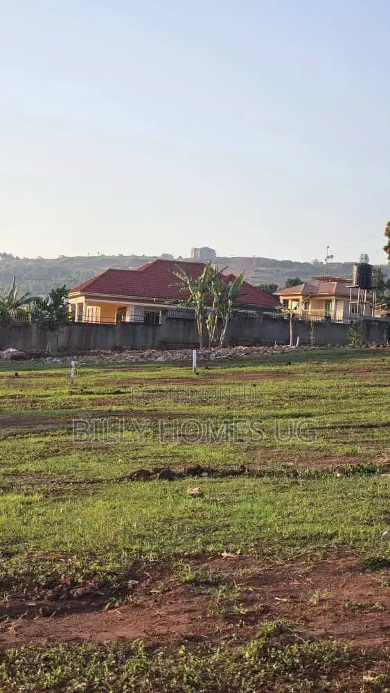 Plots for Sale Located in Kitende-Lumuli