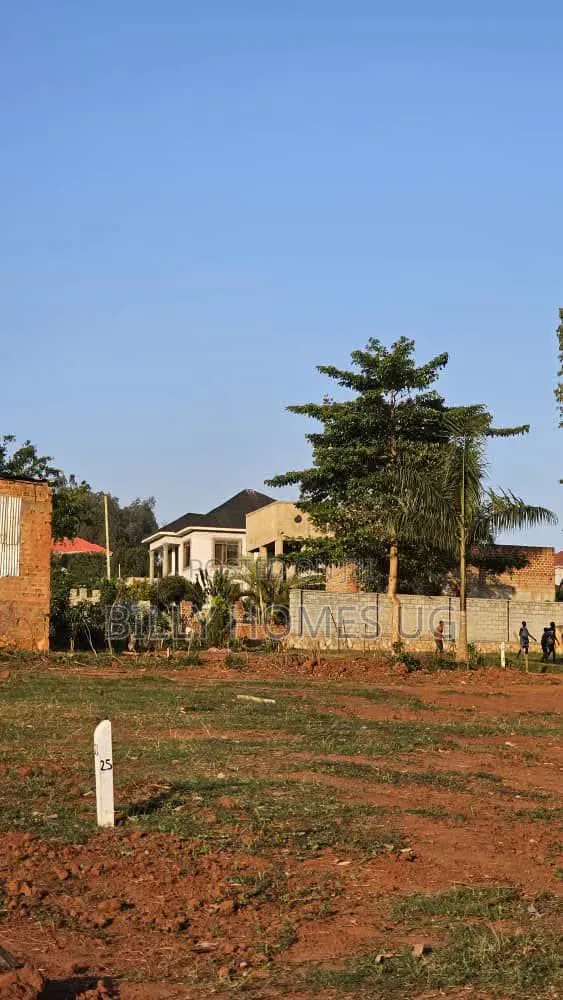 Plots for Sale Located in Kitende-Lumuli