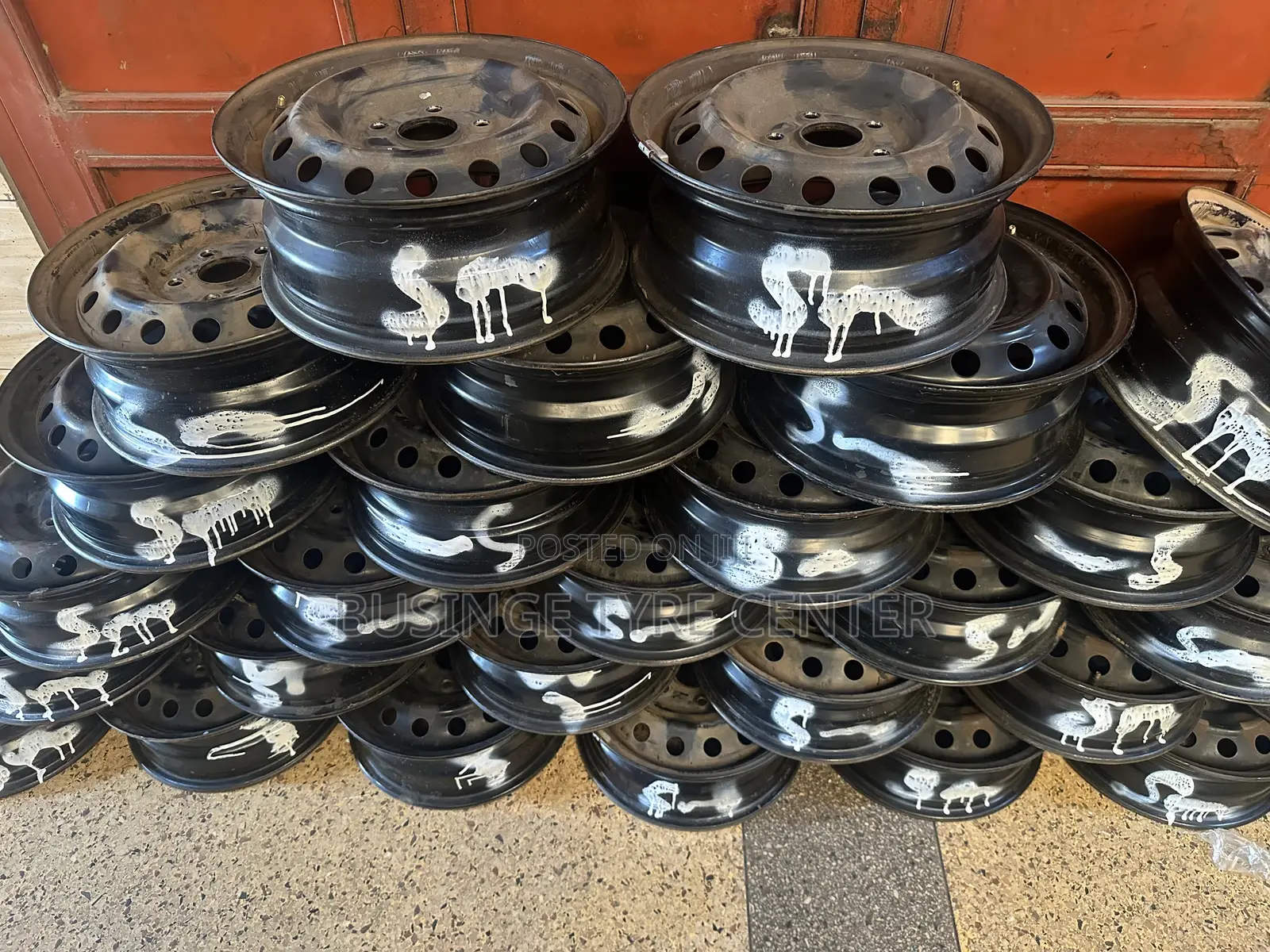 Ordinary Rims Available in Different Sizes at Affordable Prices