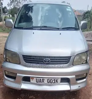 Toyota Noah 2.0 FWD (8 Seater) 2001 Silver