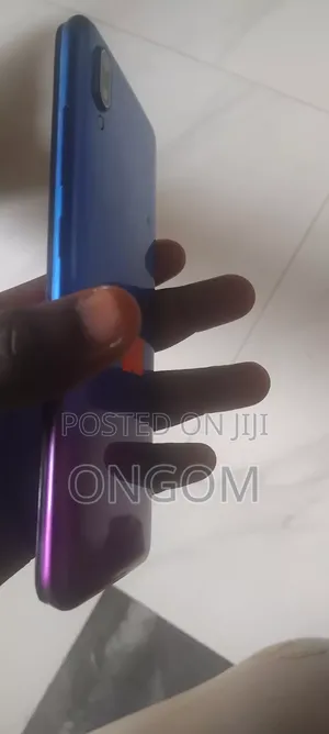 Vivo Y93 128 GB Blue