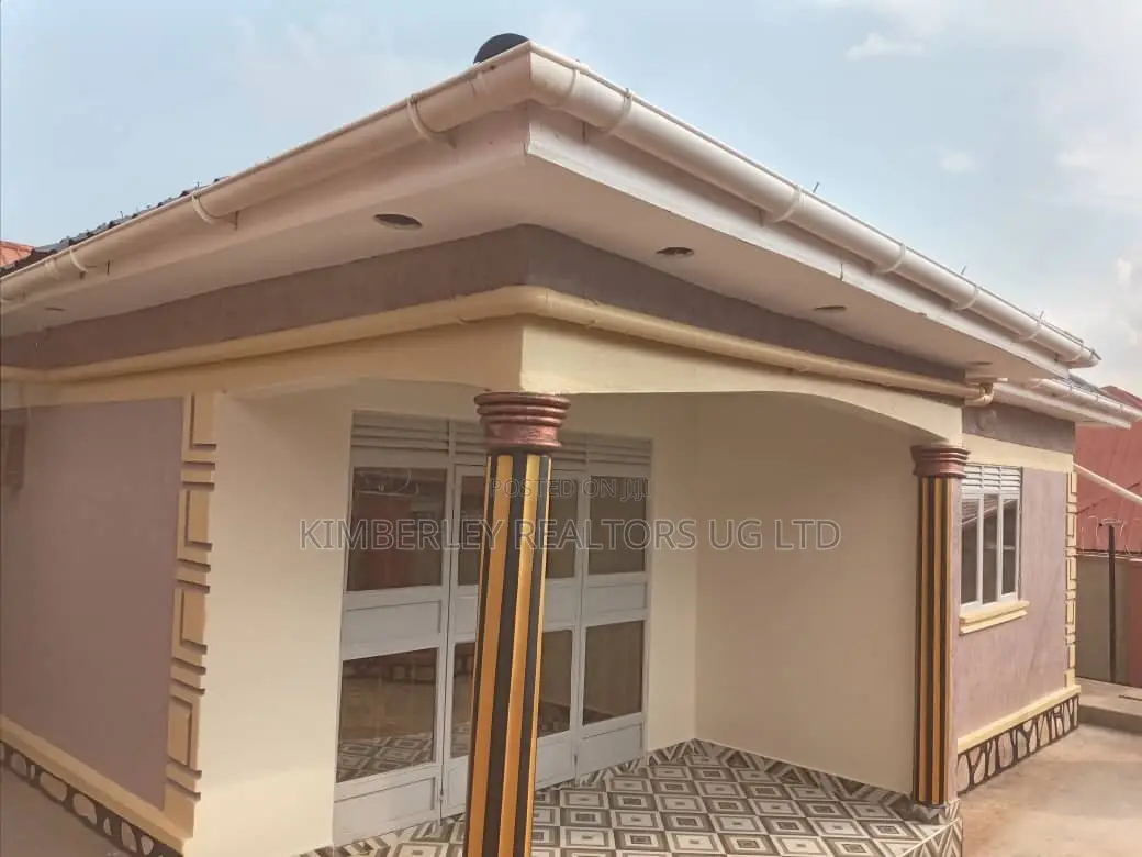 3bdrm House in Division A for sale