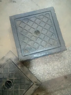 Manhole Covers Metallica 30 by 30 Good Quality/All Sizes
