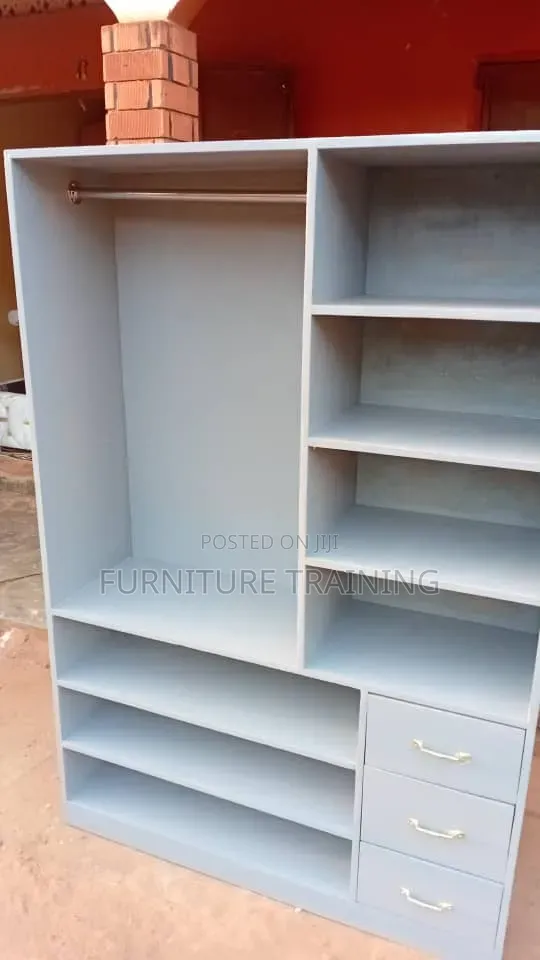 Open Wardrobe 4x6fts