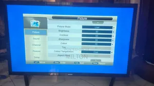 Rising 40 Inch Digital TV