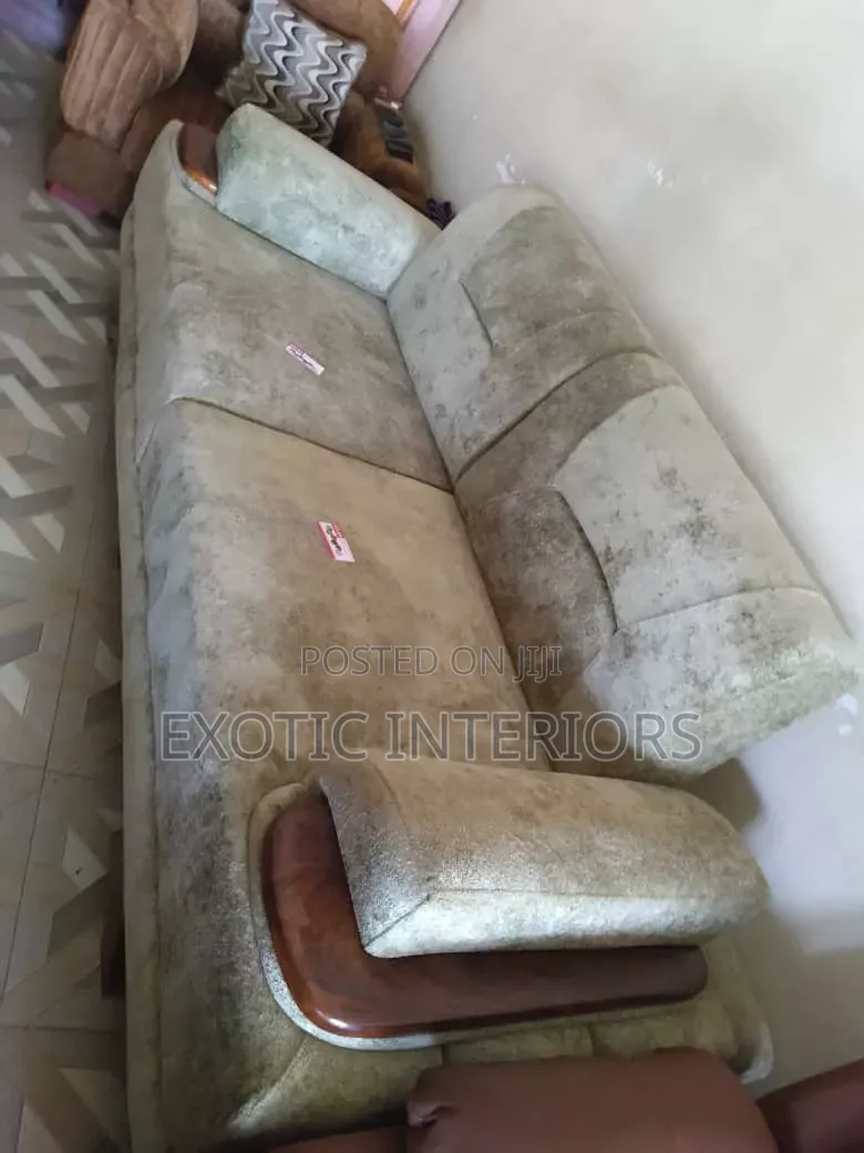 Sofa of 4seater Call