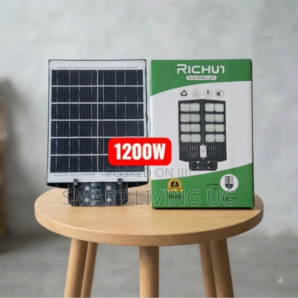 1200W Richun Solar LED Street Light – Heavy-Duty Outdoor Lighting