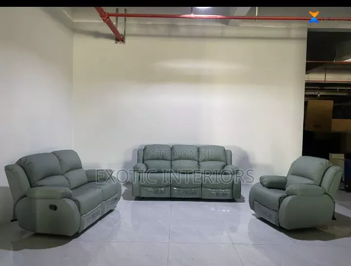 Sofa of 7seater Order With Us On