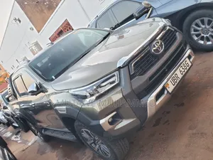 Toyota Hilux 2015 Green