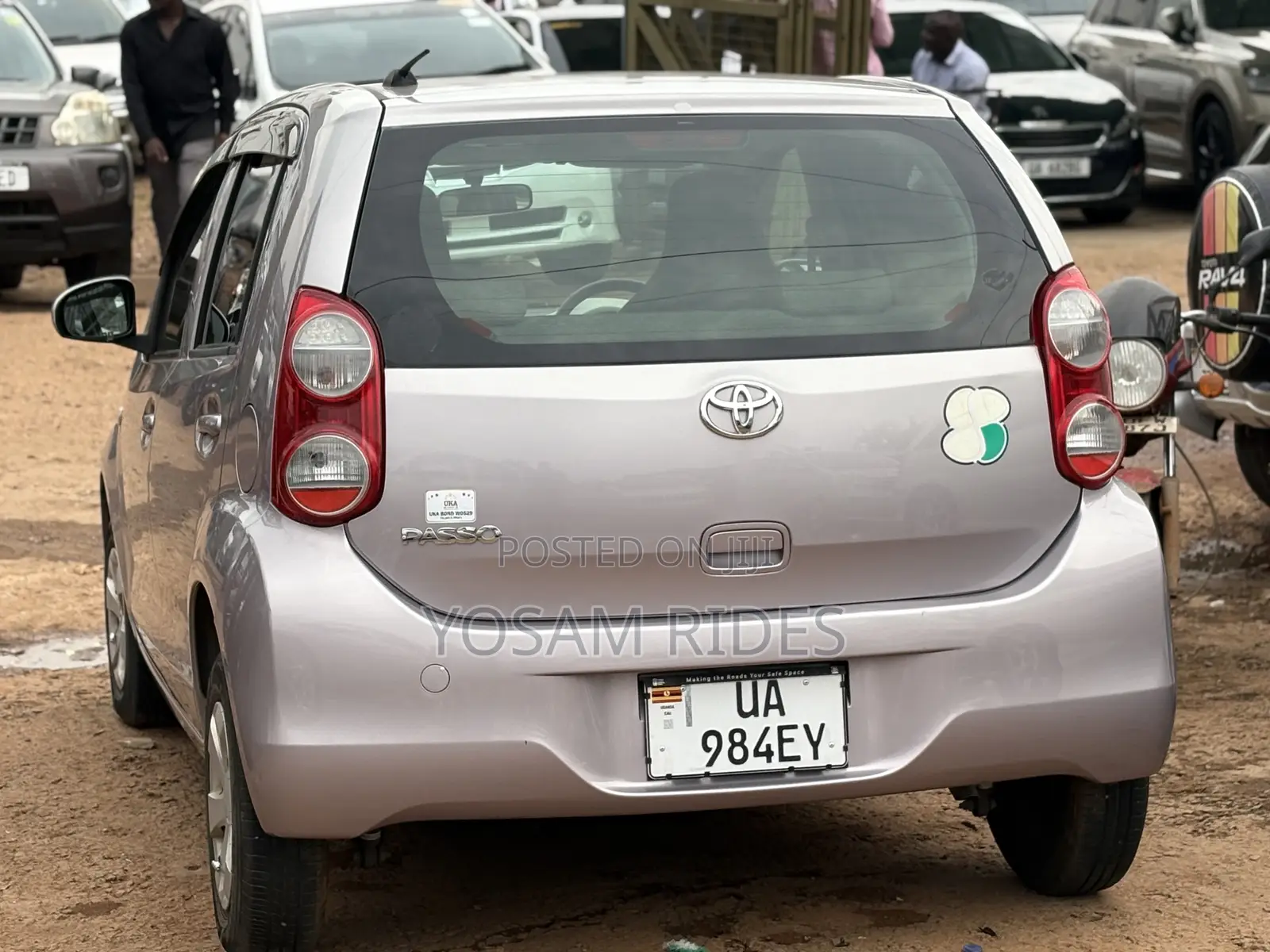 Toyota Passo 1.0 FWD 2014 Silver
