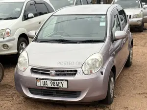 Toyota Passo 1.0 FWD 2014 Silver