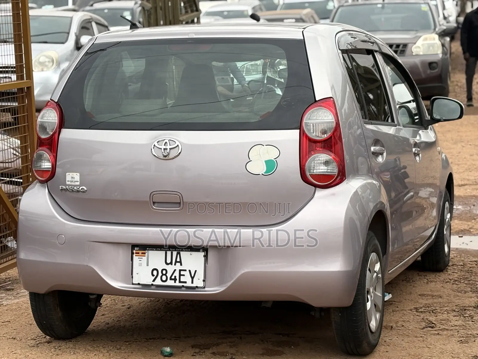 Toyota Passo 1.0 FWD 2014 Silver
