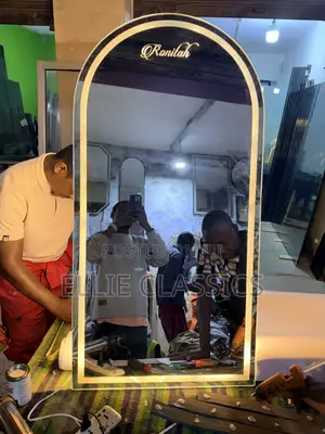 Name Costumized Mirror