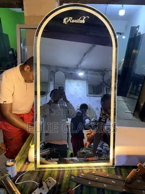 Name Costumized Mirror