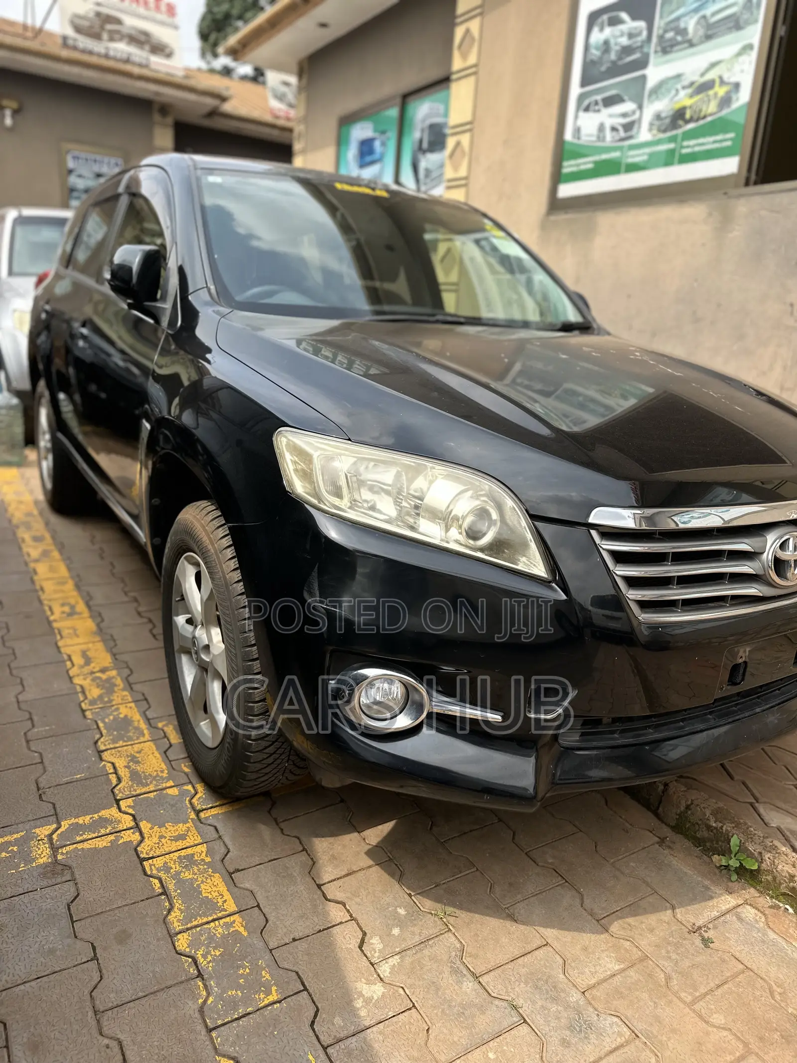 Toyota Vanguard 2013 Black