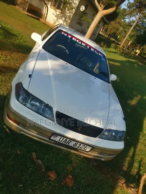 Toyota Mark II 2000 White