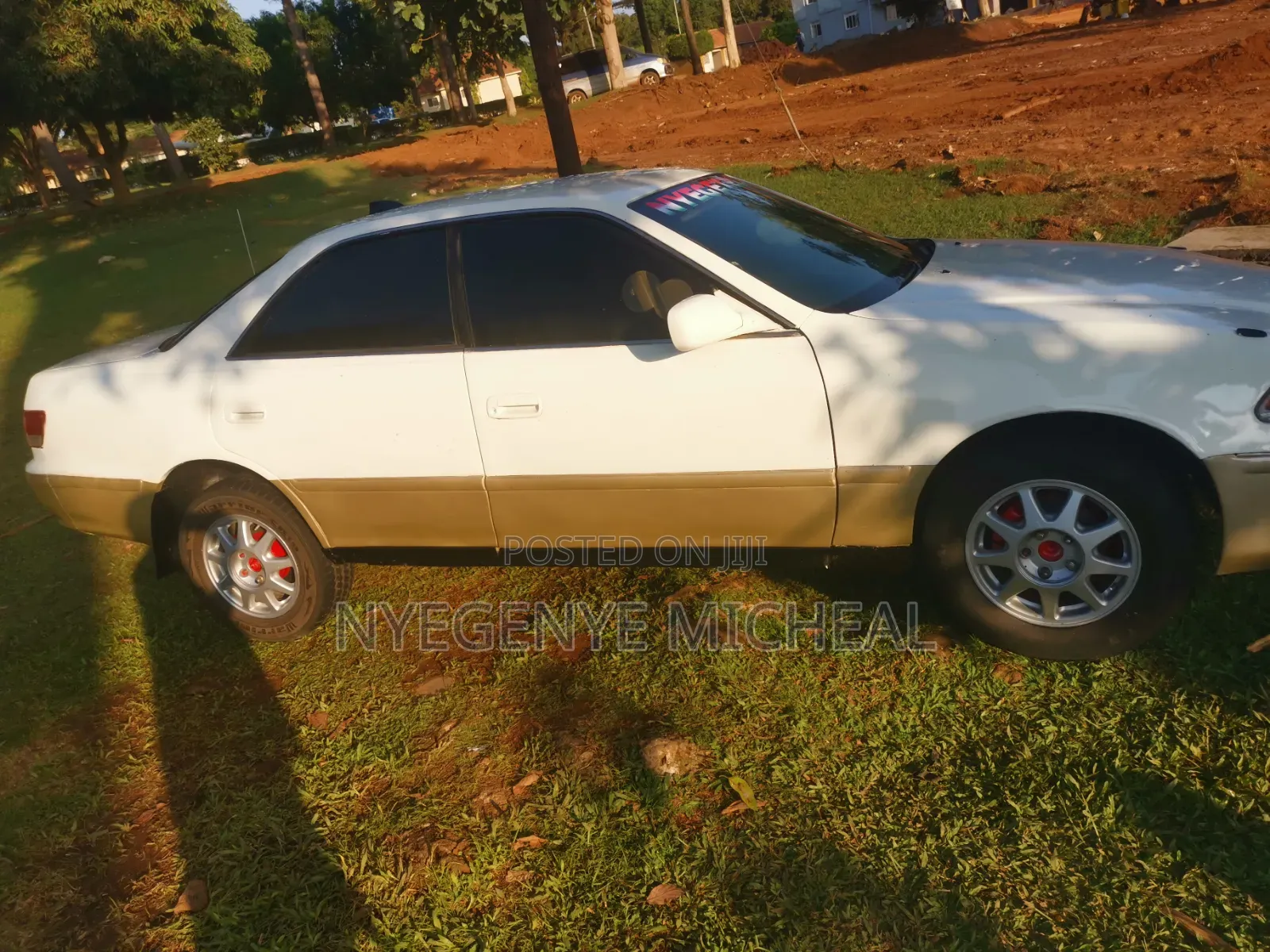 Toyota Mark II 2000 White