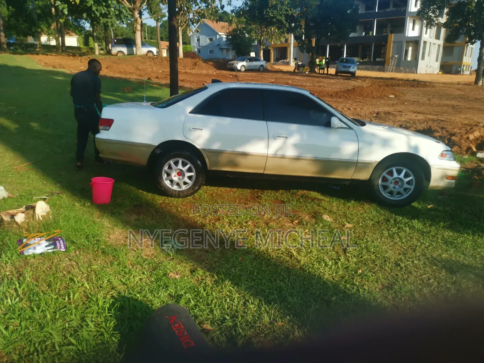 Toyota Mark II 2000 White