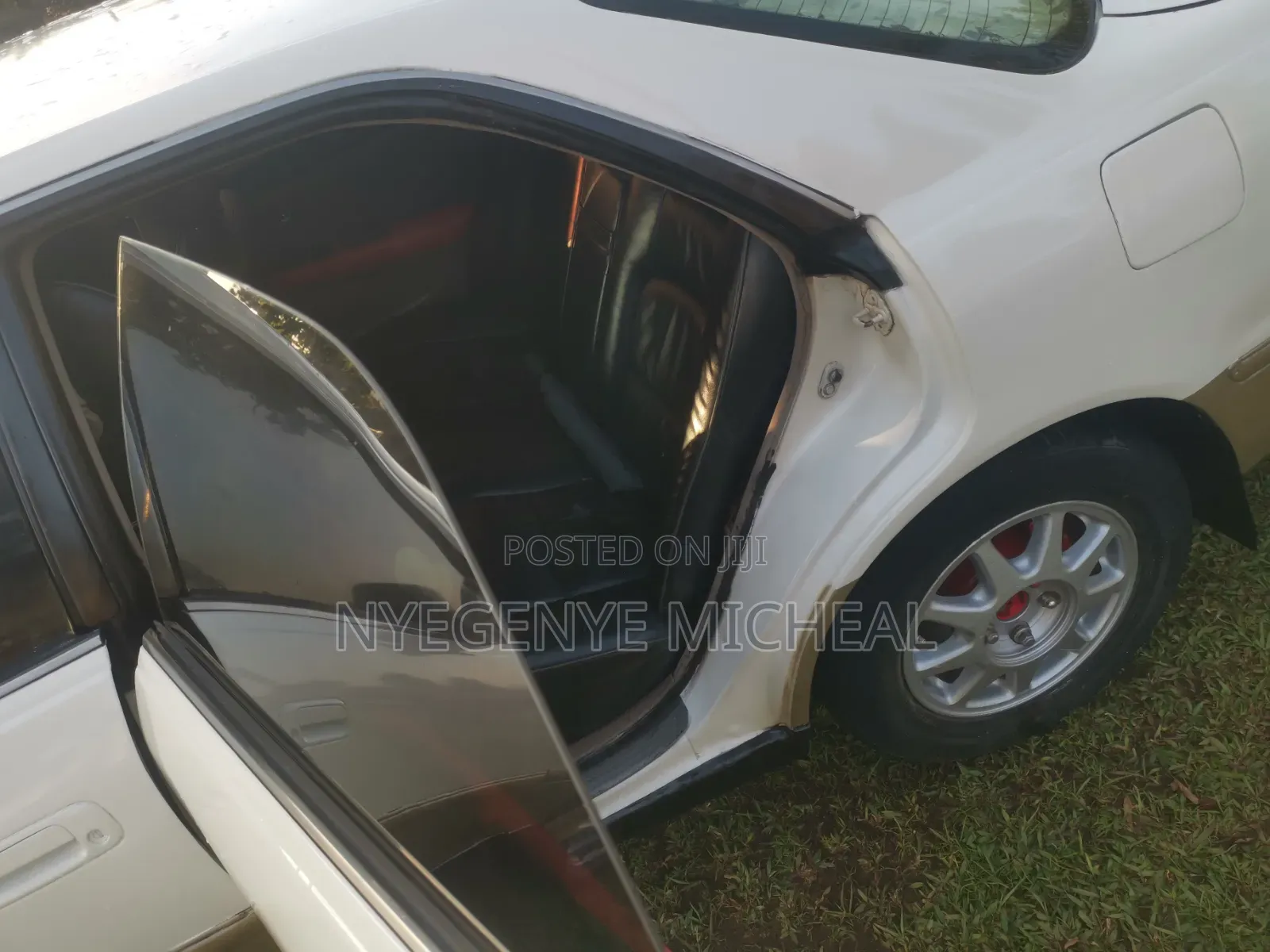 Toyota Mark II 2000 White