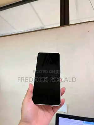 New Samsung Galaxy A06 64 GB Gray
