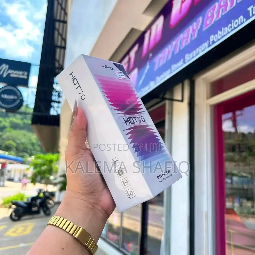 New Infinix Hot 70 128 GB Silver