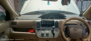 Toyota Raum 2006 Silver