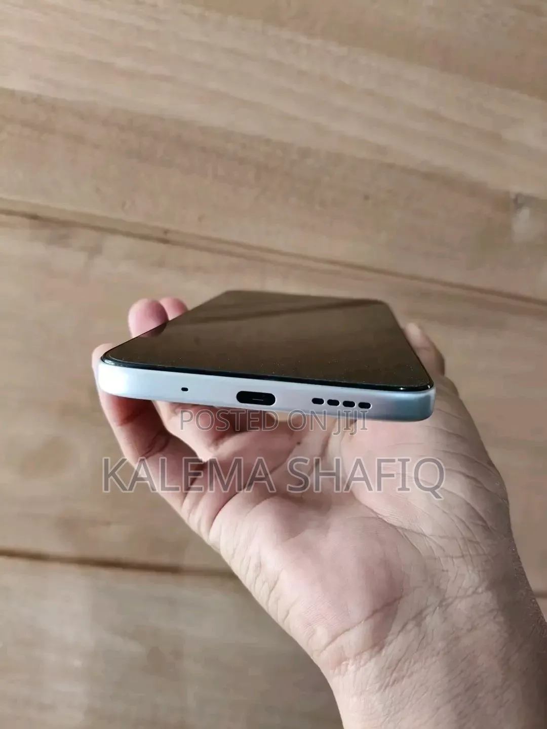 New Infinix Hot 70 256 GB Silver