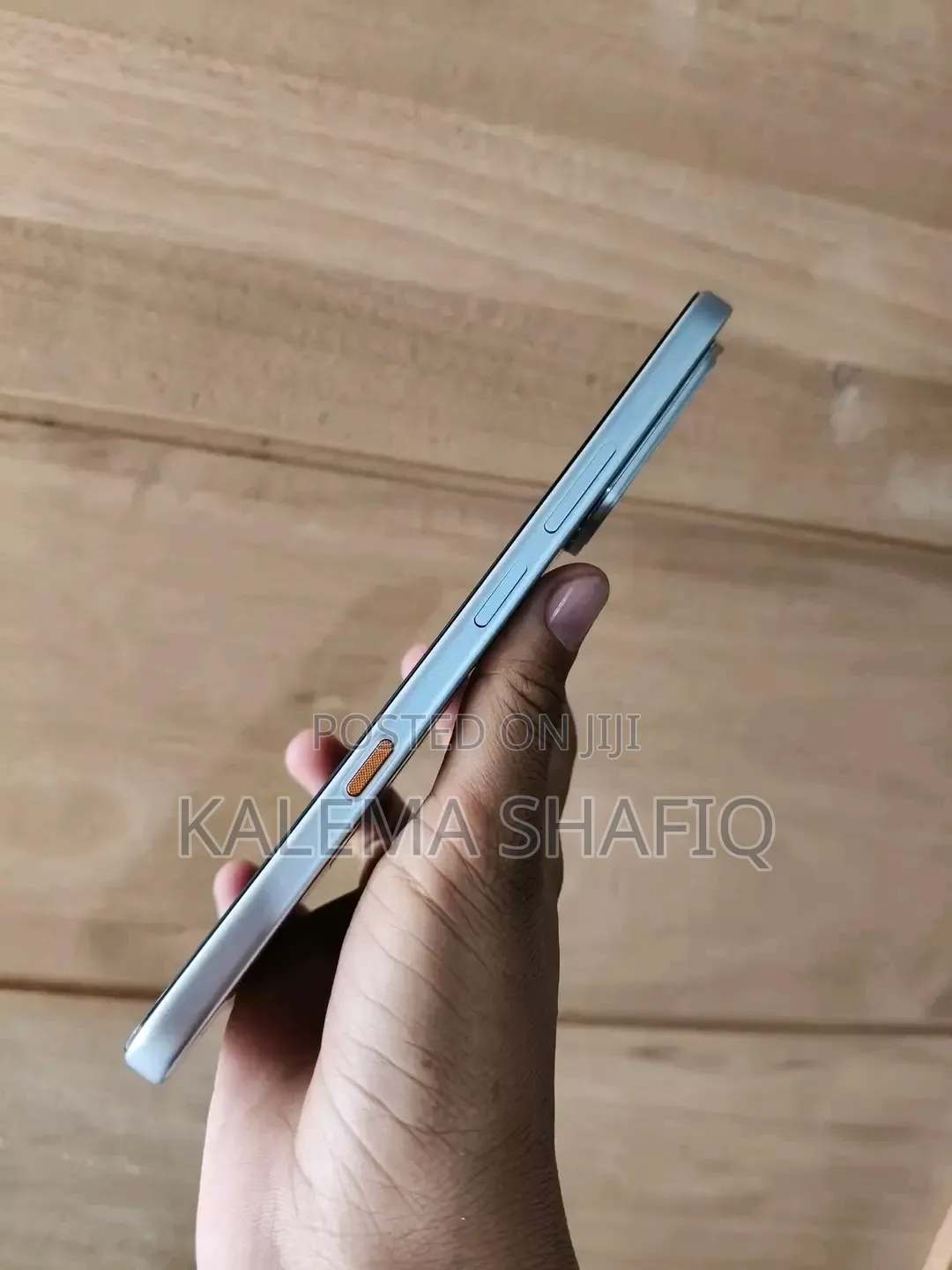 New Infinix Hot 70 256 GB Silver