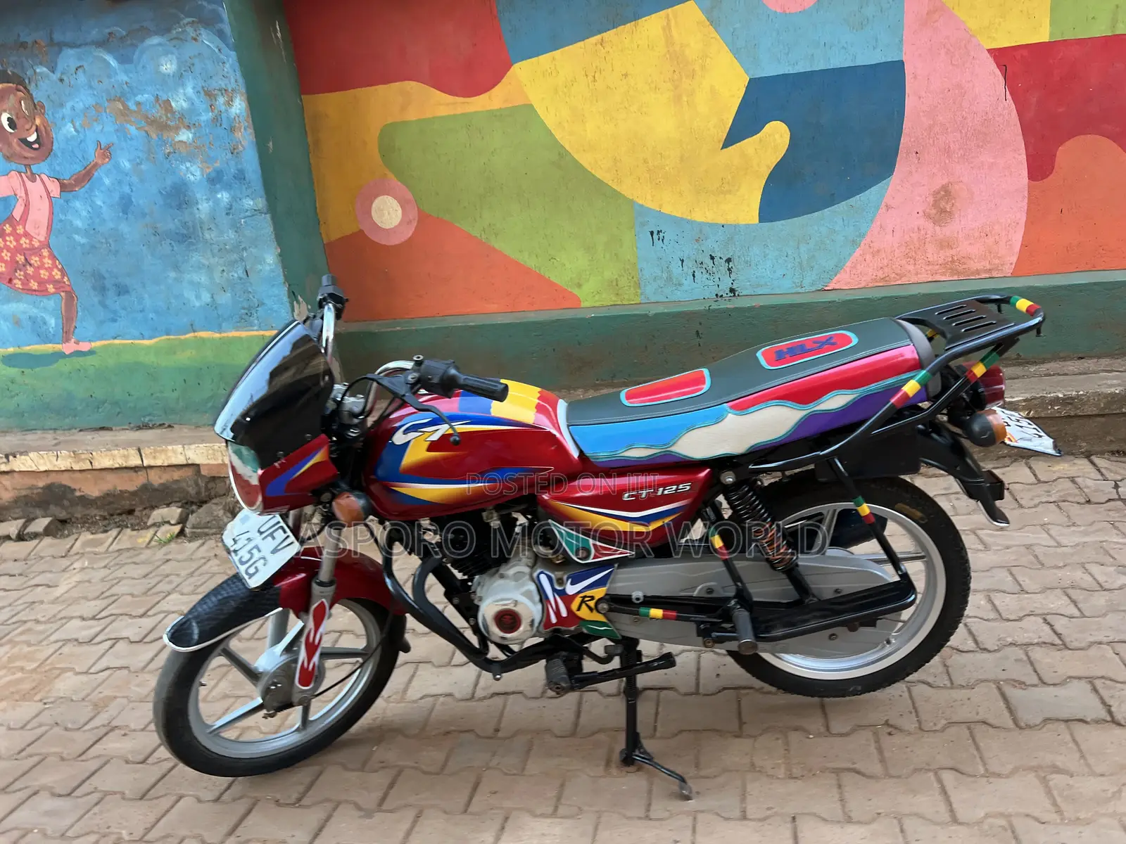 Bajaj CT 125X 2022 Red