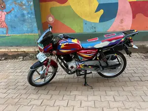 Bajaj CT 125X 2022 Red