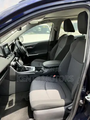 Toyota RAV4 XLE AWD 2020 Blue