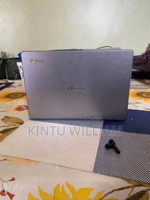 Laptop Asus 1015E 8GB Intel Core i5 HDD+SSD 512GB