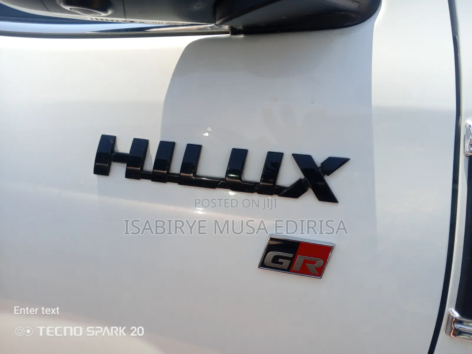 Toyota Hilux 2023 White