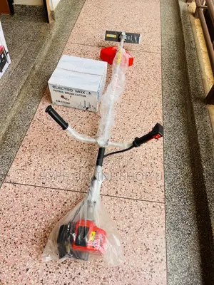 Efficient,easy to Use, 2stroke 3blades Brush Grass Cutter