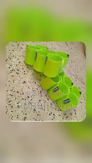 Stallion Plastic Cup ~ 12pc