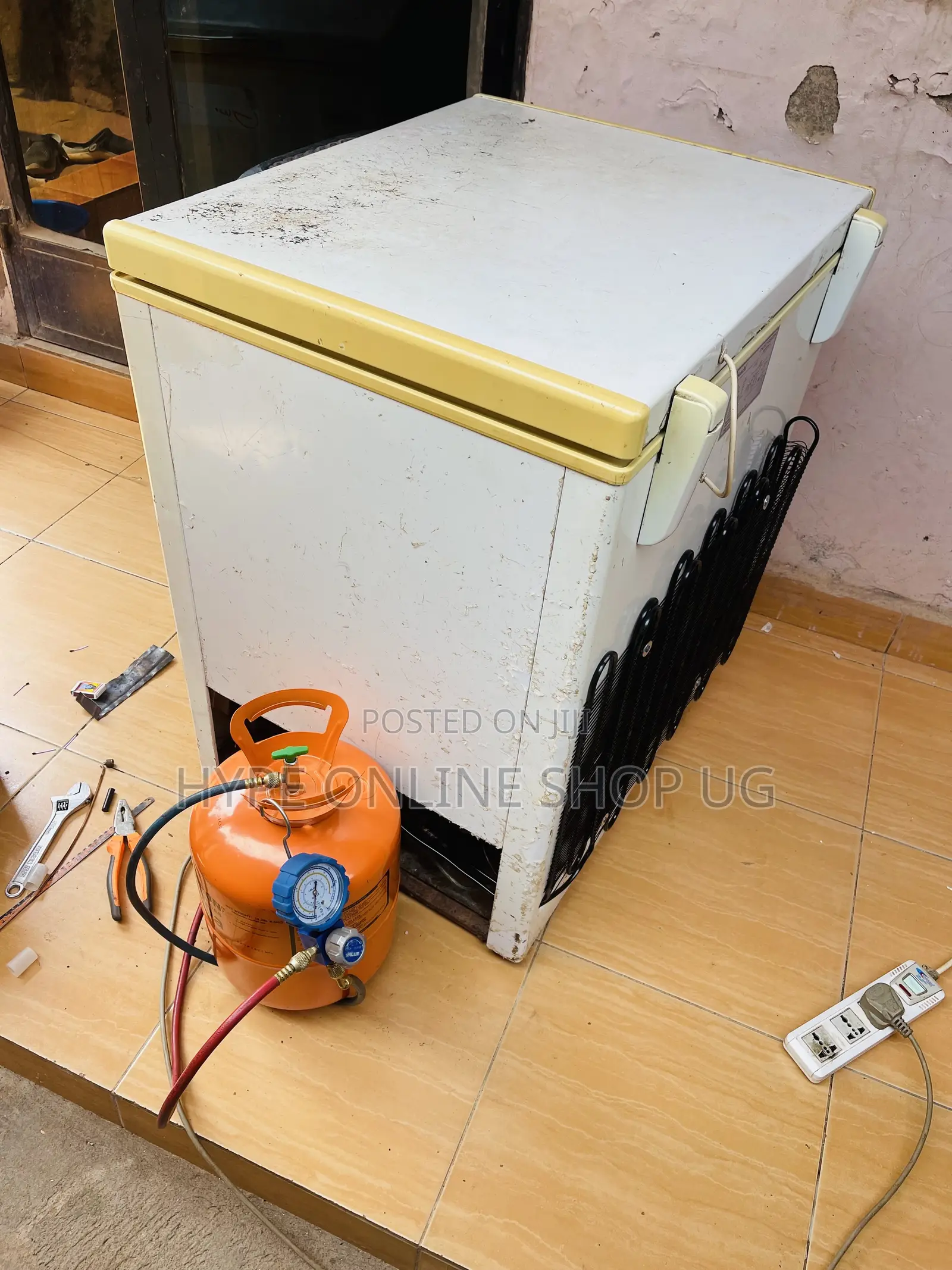 More Experience,deep Freezer Gas Refilling and Services