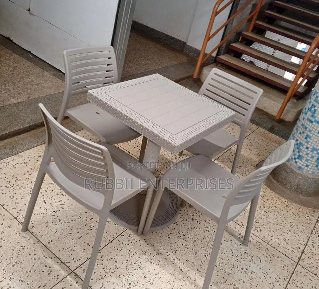 1 Grey Squre Table + 4 Armless Chair